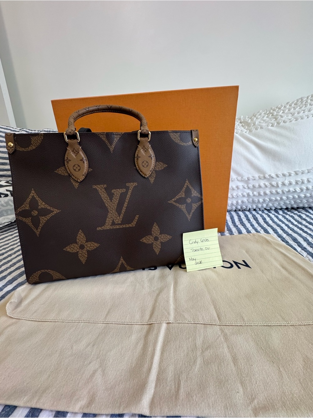Louis Vuitton OnTheGo MM Tote